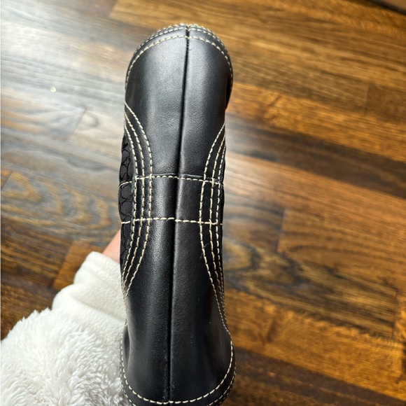 Great condition black Coach fabric, and leather hobo style bag - Picture 6 of 7